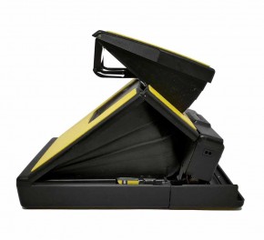 Polaroid SX-70 Land Camera... 2