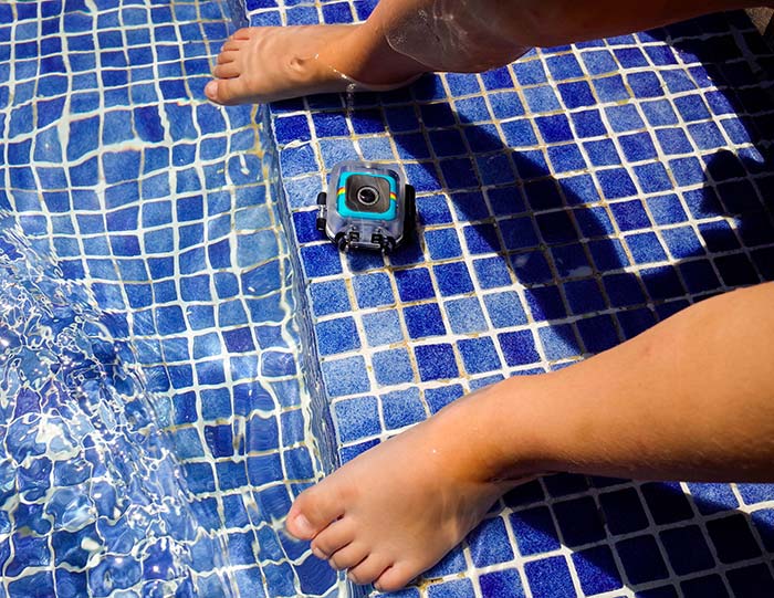 Polaroid Cube Plus agua